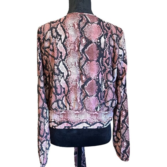 💖Fashion Nova, black and pink snake print long sleeve blouse - Picture 3 of 7